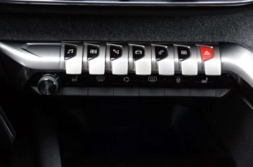 Peugeot 3008 I Crossover 2.0 HDi FAP 150KM 2016 Peugeot 3008 2.0 Diesel 150 KM, Klimatronic, Tempomat, Hak, GWARANCJA 2.0, zdjęcie 15