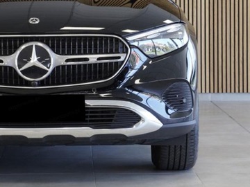 Mercedes GLC C254/X254 Coupe 2.0 200 204KM 2025 MERCEDES-BENZ GLC 200 4-Matic Avantgarde 2.0 (204KM) 2025, zdjęcie 3