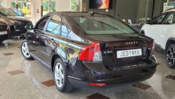 Volvo S40 II 1.6 DRIVe 109KM 2007 Volvo S40 S40 Bardzo ladny stan Zarejestrowane 1.6 Diesel 109KM, zdjęcie 6