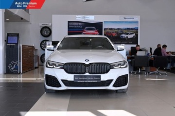 BMW Seria 5 G30-G31 Limuzyna Facelifting 2.0 520d 190KM 2023 BMW Seria 5 520d xDriveFV23Fotel SportowyRozbudowany Pakiet lusterek, zdjęcie 1