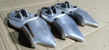 YAMAHA XJ 900 4KM 93-03 ЛЕВЫЙ КОМПЛЕКТ ВОДИТЕЛЯ КРЕПЛЕНИЕ ПЕРЕДНЕЙ ПОДНОЖКИ