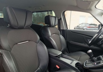 Renault Scenic IV 1.2 Energy TCe 130KM 2017 Renault Scenic Zarejestrowany - ubezpieczony - wersja Bose 1.2 Benzyna, zdjęcie 14