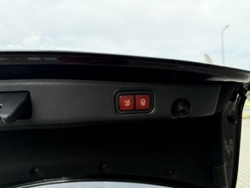 Mercedes Klasa E W213 Limuzyna Facelifting 2.9 E400d 330KM 2021 Mercedes E 400 3,0 Diesel*AMG-Line*, zdjęcie 35