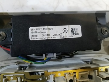 LAMPA POLSTROVÁNÍ NISSAN QASHQAI II J11