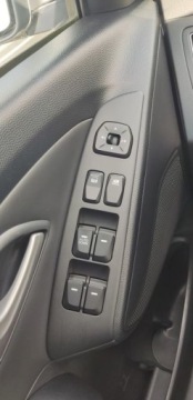 Hyundai ix35 SUV 1.6 GDI 135KM 2013 Hyundai ix35 1.6 BENZ ,BEZWYPADEK ,jeden wlasciciel ,zadbany 1.6 Benzyna, zdjęcie 16