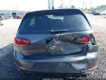 Volkswagen Golf VII 2018 Volkswagen Golf R 2.0T WDDC Navigation (M6) 2018 2.0 Benzyna 292KM, zdjęcie 4