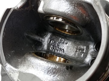 ПОРШЕНЬ PEUGEOT 607 406 807 CITROEN C5 C8 2.2 HDI C39A107-08/8326A