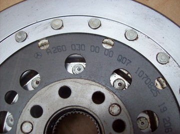 MERCEDES W177 KOLO DVOUHMOTNÉ A35 AMG A2600300100