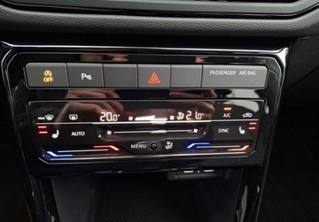 Volkswagen T-Cross SUV Facelifting 1.0 TSI 115KM 2024 Volkswagen T-Cross SalonPL 1.0TSI 115KM Kamera Keyless Podgrzew.Fot. GWARA, zdjęcie 21