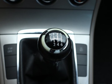 Volkswagen Passat B6 Variant 2.0 TDI-CR DPF 140KM 2008 VW Passat 2.0 TDI, Klima, Klimatronic,ALU, zdjęcie 12