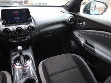 Nissan Juke II Crossover 1.0 DIG-T 117KM 2020 Nissan Juke 1.0 DIG-T, Salon Polska, Serwis ASO, zdjęcie 7