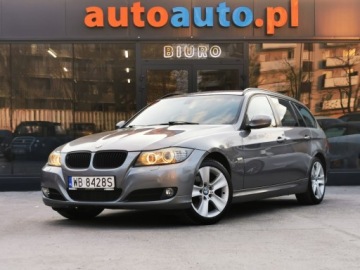 BMW Seria 3 E90-91-92-93 Touring E91 2.0 320d 177KM 2009 BMW 3 (E91) 320d xDrive 177 KM Bezwypadkowy, Automat, Nawigacja M-Pakiet, zdjęcie 2