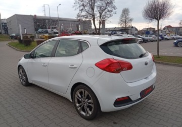 Kia Ceed II Hatchback 5d 1.6 GDI 135KM 2012 Kia Ceed Zarejestrowany - benzyna - serwis - automat - 1,6 - 135 KM 1.6, zdjęcie 9
