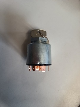 Замок зажигания + ключ WSK 175 Таблица Romet