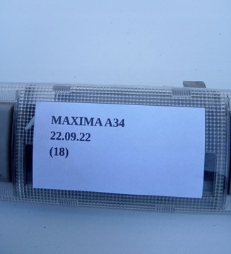 LAMPA OSVĚTLENÍ POLSTROVÁNÍ NISSAN MAXIMA A34 VI