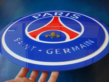 PSG Club Herb на стене - идеальный гаджет для дня подарка на день рождения