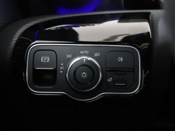 Mercedes CLA C118/X118 Shooting Brake Plug-In 1.3 250e 218KM 2021 Mercedes CLA 250 PHEV Multibeam LED, zdjęcie 36