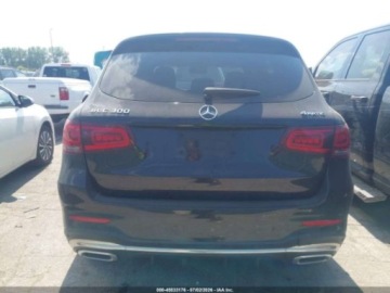 Mercedes GLC C254/X254 2022 Mercedes-Benz GLC Mercedes Benz GLC 300 4Matic AMG Line 2.0 Benzyna 255KM, zdjęcie 4