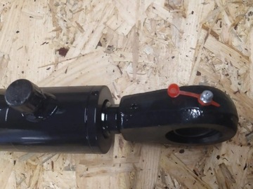 Гидравлический цилиндр 50/28/200 fi 25 для плуга «Крокодил»