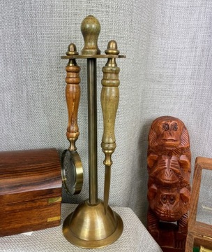 ZESTAW SZKŁO POWIĘKSZAJĄCE I NÓŻ DO PAPIERU