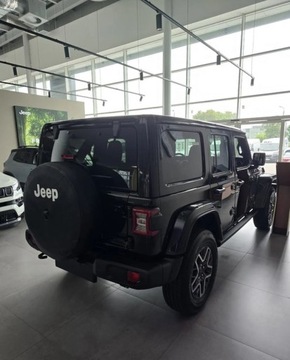 Jeep Wrangler IV 80th Anniversary 2d  Seria 6 2.0 GME Turbo 272KM 2025 Jeep Wrangler Sahara, rok produkcji 2025 2.0 Benzyna 272KM, zdjęcie 5