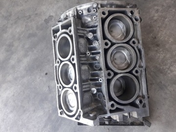 MOTOR BLOK SPODEK MERCEDES GLS 400 W166 3.0 OM276