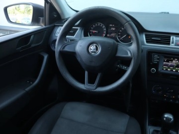 Skoda Rapid II Spaceback 1.4 TDI 90KM 2016 Skoda Rapid Spaceback 1.4 TDI, Salon Polska, Klima, zdjęcie 6