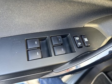 Toyota Auris II Touring Sports Facelifting 1.8 Hybrid 136KM 2017 Toyota Auris Hybrid 135 Premium II (2012-) Hybrid, zdjęcie 16