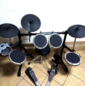 Электронная ударная установка Behringer XD8USB