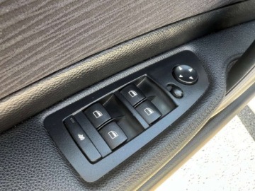 BMW Seria 1 E81/E87 Hatchback 5d E87 2.0 118d 143KM 2008 BMW Seria 1 KLIMATYZACJA PARKTRONIC EL.SZYBY EL.LUSTERKA KOMPUTER GWARANCJA, zdjęcie 12