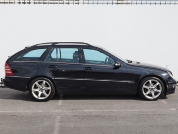 Mercedes Klasa C W203 Kombi T203 2.5 V6 (C 230) 204KM 2005 Mercedes C C 230 , Navi, Xenon, Klima, zdjęcie 5