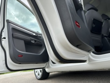 Volkswagen Touran II 1.6 TDI 105KM 2010 Volkswagen Touran Automat 7-miejsc Oryginał, zdjęcie 26