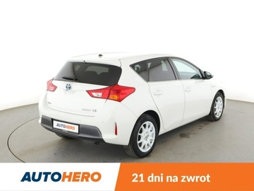 Toyota Auris II Hatchback 5d 1.8 HSD 136KM 2014 Toyota Auris HEV klima auto kamera i czujniki, zdjęcie 6