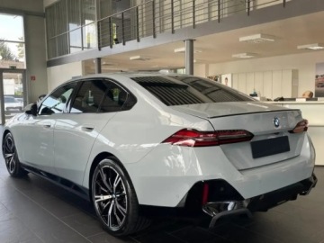 BMW Seria 5 G90-91 2026 BMW Seria 5 520i Sport Sedan 2.0 (208KM) 2026, zdjęcie 1