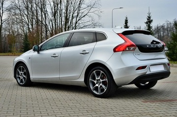 Volvo V40 II Hatchback Facelifting 2.0 D2 120KM 2016 Volvo V40 LiFT Full Led Ocean Race Ledy Digital, zdjęcie 16