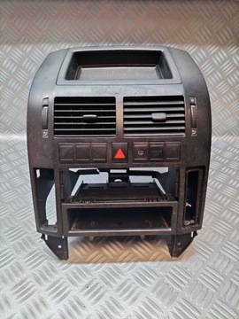 KRATKI NAWIEWU PANEL RAMKA KONSOLI VW POLO IV 9N 6Q0858719 XYZ