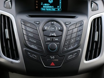 Ford Focus III Kombi Facelifting 1.0 EcoBoost 100KM 2014 Ford Focus 1.0 EcoBoost, Klima, Klimatronic, zdjęcie 15