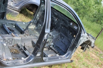 BOK PRÁH SLOUPEK PRAVÝ AVENSIS T25 SEDAN BARVA 1G3