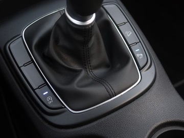 Hyundai Kona I Crossover 1.0 T-GDI 120KM 2020 Hyundai Kona 1.0 T-GDI, Salon Polska, zdjęcie 18