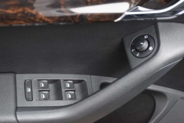 Skoda Octavia III Kombi 2.0 TDI CR DPF 150KM 2013 Skoda Octavia Nawigacja Pol-Skora XenonLed Grzane-Fotele Klimatronic Temp, zdjęcie 16