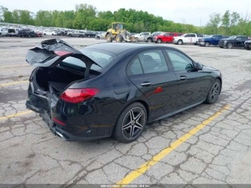 Mercedes Klasa C W206 2024 Mercedes-Benz Klasa C 2024 Mercedes-Benz C-Class C 300 4MATIC Sedan 2.0, zdjęcie 3