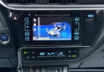 Toyota Auris II 2015 Toyota Auris Comfort, Premium, salon Polska 1.8 Hybryda 99KM, zdjęcie 9