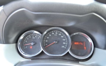 Dacia Duster I SUV Facelifting 1.6 16V 105KM 2014 Dacia Duster 1.6 - bezwypadkowa - Niski przebieg - Oplacona - KLIMATYZACJA, zdjęcie 21