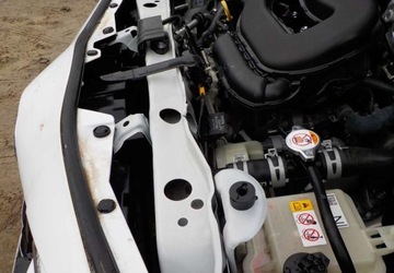 Toyota Yaris III Hatchback 5d Facelifting 2017 1.0 VVT-i 72KM 2019 Toyota Yaris Okazja Benzyna 72KM, zdjęcie 8