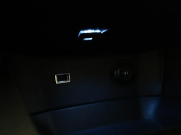 Peugeot 3008 II Crossover Facelifting  1.2 PureTech 130KM 2022 Peugeot 3008 automat full LED półskóra virtual, zdjęcie 28