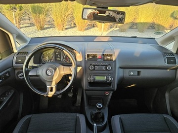 Volkswagen Touran II 1.4 TSI 140KM 2011 Volkswagen Touran 1.4 140 Km Klimatronik,7 Osobowy, zdjęcie 6