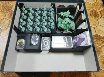 Глубины ужаса, красочная вставка