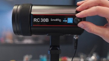 Компактная светодиодная лампа Smallrig 30B с регулируемым световым лучом