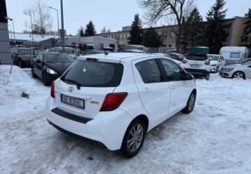 Toyota Yaris III Hatchback 5d Facelifting 1.0 VVT-i 69KM 2014 Toyota Yaris Toyota Yaris Benzyna 70KM, zdjęcie 2