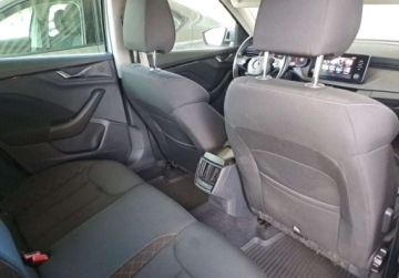 Skoda Kamiq Crossover 1.0 TSI 110KM 2021 Skoda Kamiq ACC Blind Spot Virtual Cockpit Kamera SmartLink ASO Salon PL, zdjęcie 10
